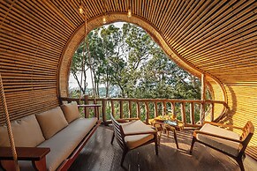 The Peak Sanctuary - Dien Tien Mountain