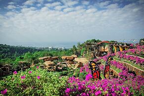 The Peak Sanctuary - Dien Tien Mountain
