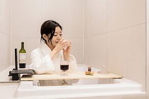 Yul Hotel