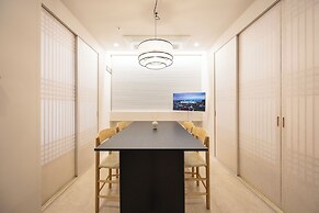 Yul Hotel
