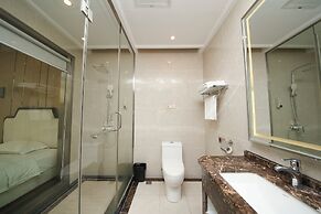 CloudEase International Aparthotel