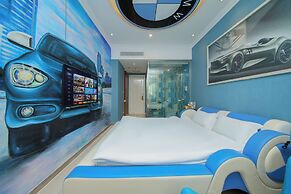 CloudEase International Aparthotel