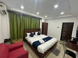 HOTEL GK PALACE