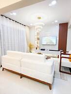 Charm Luxe Homes
