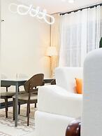 Charm Luxe Homes