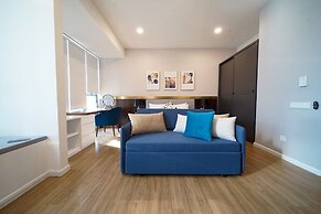 Ceylonz Suites by Mana Mana