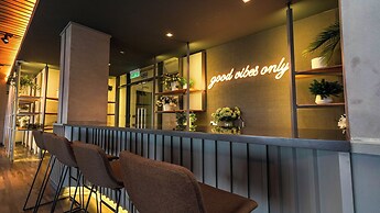 Ceylonz Suites by Mana Mana