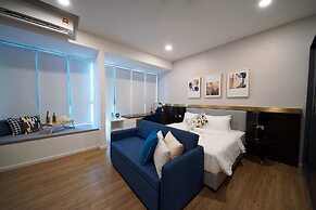 Ceylonz Suites by Mana Mana