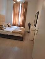Budget 2BR Apartment For Extended Stay