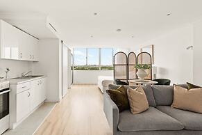 Chic Studio With a Pool and Moments From Shop