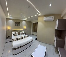 Hotel Vallabh Sky