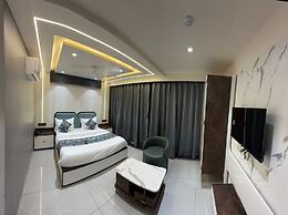 Hotel Vallabh Sky