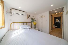 Book and Bed - East Nanjing Road