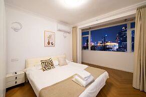 Book and Bed - East Nanjing Road