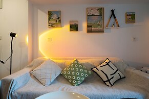 Book and Bed - East Nanjing Road