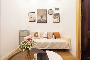 Book and Bed - East Nanjing Road
