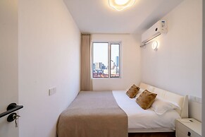 Book and Bed - East Nanjing Road