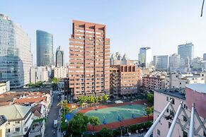 Book and Bed - East Nanjing Road