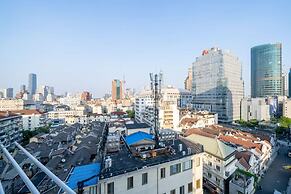 Book and Bed - East Nanjing Road