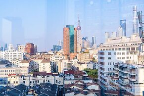 Book and Bed - East Nanjing Road