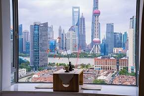 Book and Bed - East Nanjing Road