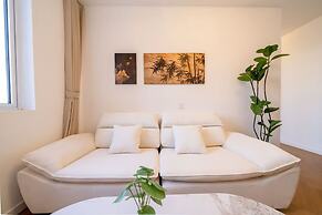 Book and Bed - East Nanjing Road