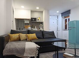 Chic Lisbon Duplex Tram Views Local Vibes