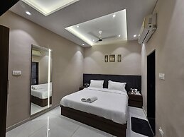 HOTEL GEETANJALI