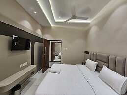 HOTEL GEETANJALI