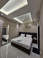 HOTEL GEETANJALI