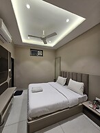 HOTEL GEETANJALI