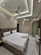 HOTEL GEETANJALI