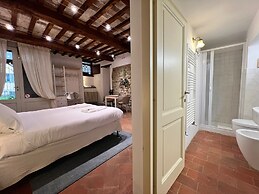 Vicolo Della Scala Rooms - La Luna