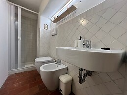 Vicolo Della Scala Rooms - La Luna