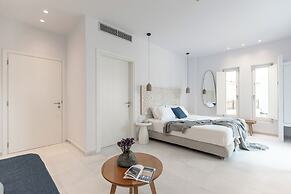 Blue Art Suites