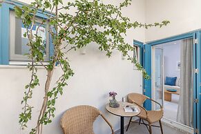 Blue Art Suites