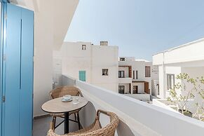 Blue Art Suites