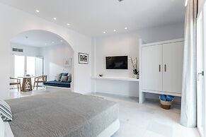 Blue Art Suites