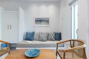 Blue Art Suites