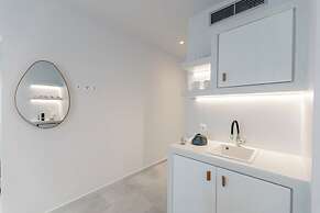 Blue Art Suites