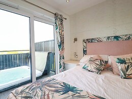 South Crofty - The Residence