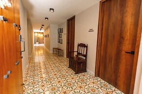 HOTEL LIBRERIA CAFE DE POMBAL