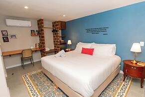 HOTEL LIBRERIA CAFE DE POMBAL