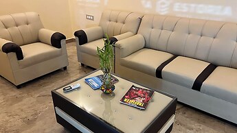 Estoria Hotel And Resort