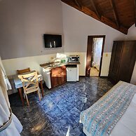 Merlo Trail Lodge
