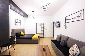 Grandstay Central 105