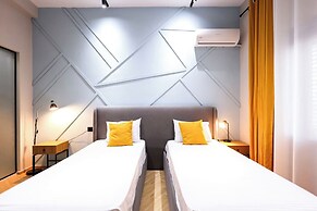 Grandstay Central 104