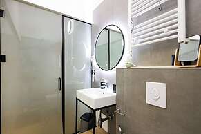Grandstay Central 101
