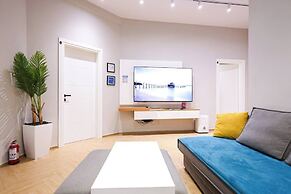 Grandstay Central 102