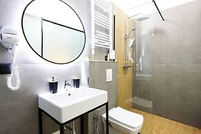 Grandstay Central in Durr s